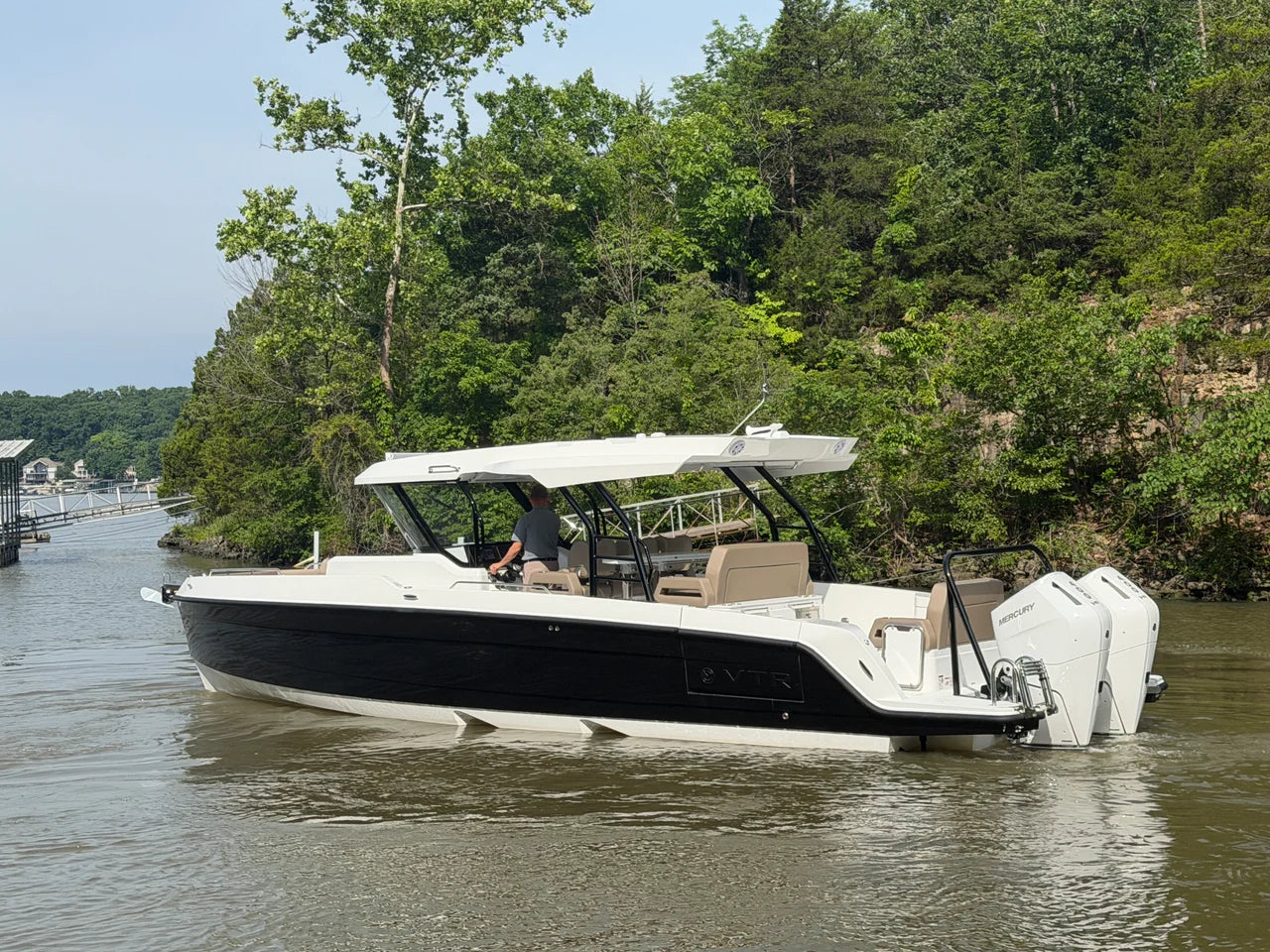 2026 Cruisers Yachts 38 VTR 38.0 feet, Clearwater, Florida #6