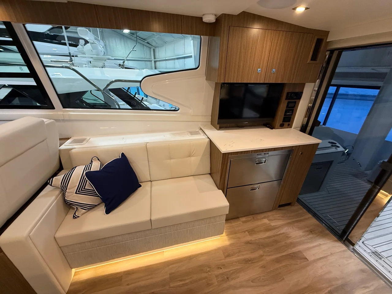 2026 Cruisers Yachts 46 Cantius 46.0 feet, Clearwater, Florida #43