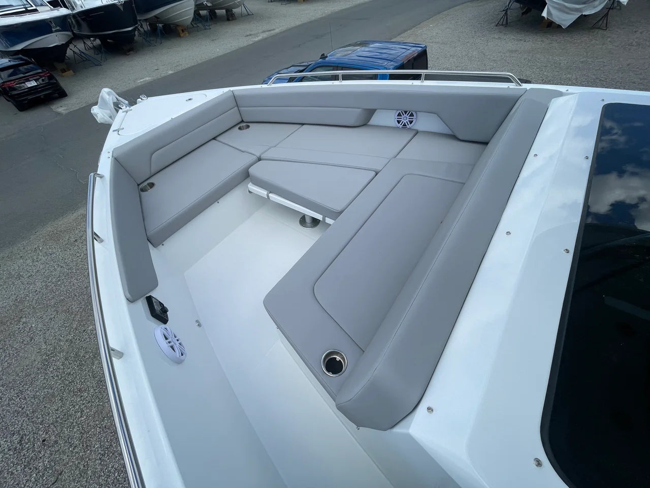 2026 Cruisers Yachts 38 VTR EC 38.0 feet, Clearwater, Florida #21