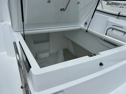 2026 Cruisers Yachts 38 VTR EC 38.0 feet, Clearwater, Florida #18