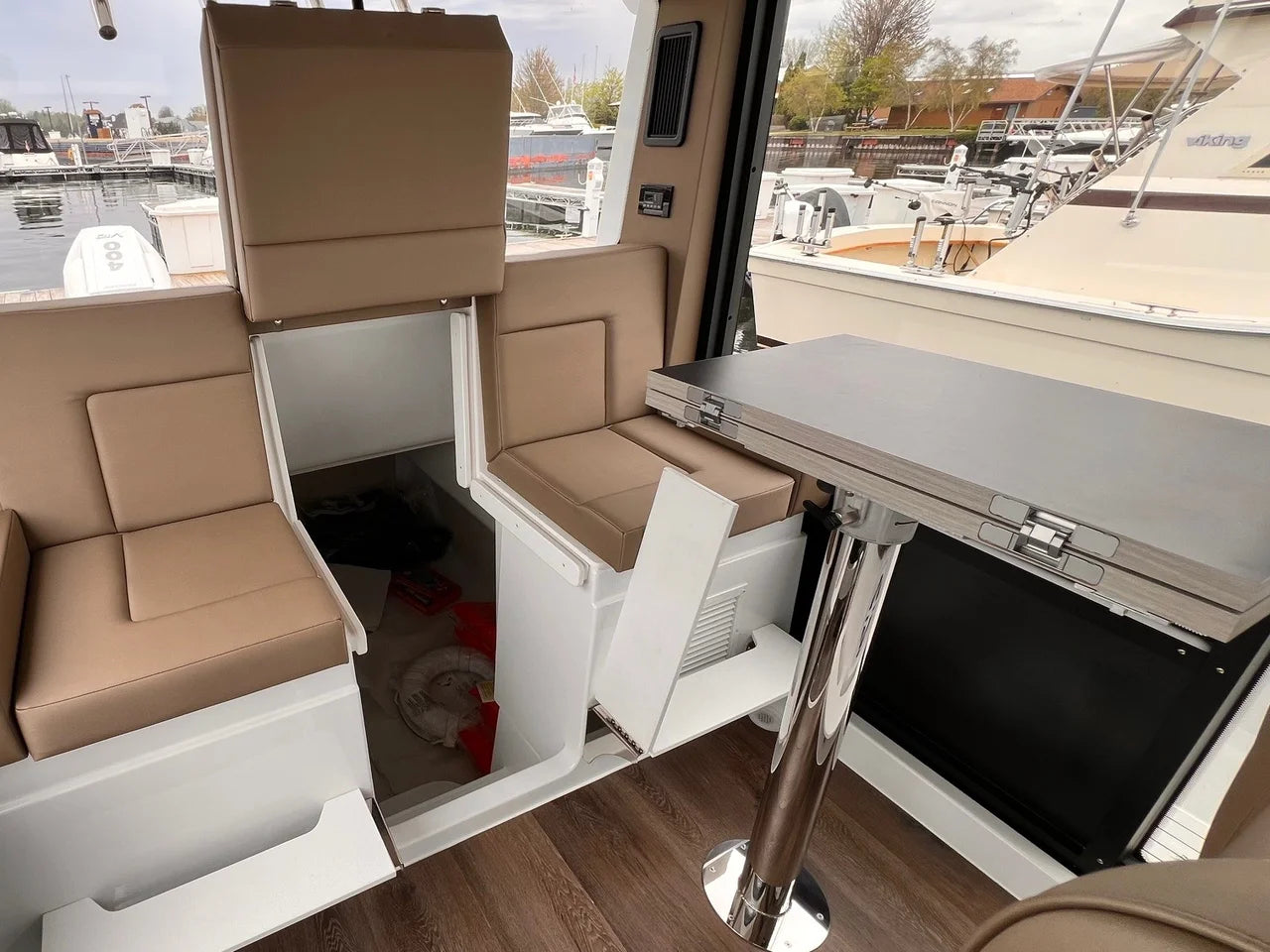 2026 Cruisers Yachts 38 VTR EC 38.0 feet, Clearwater, Florida #25
