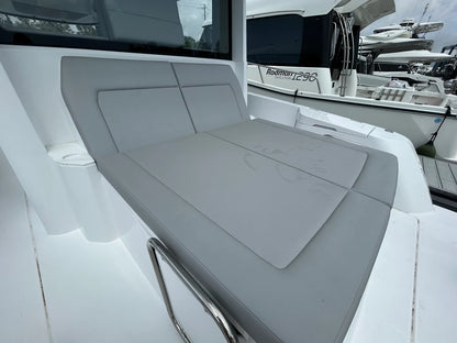 2026 Cruisers Yachts 38 VTR EC 38.0 feet, Clearwater, Florida #17