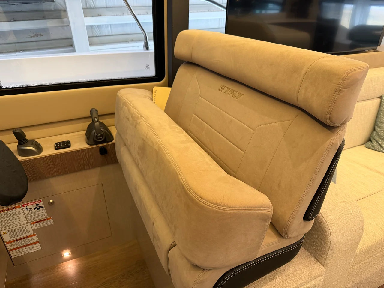 2026 Cruisers Yachts 57 FLY 57.0 feet, Clearwater, Florida #52