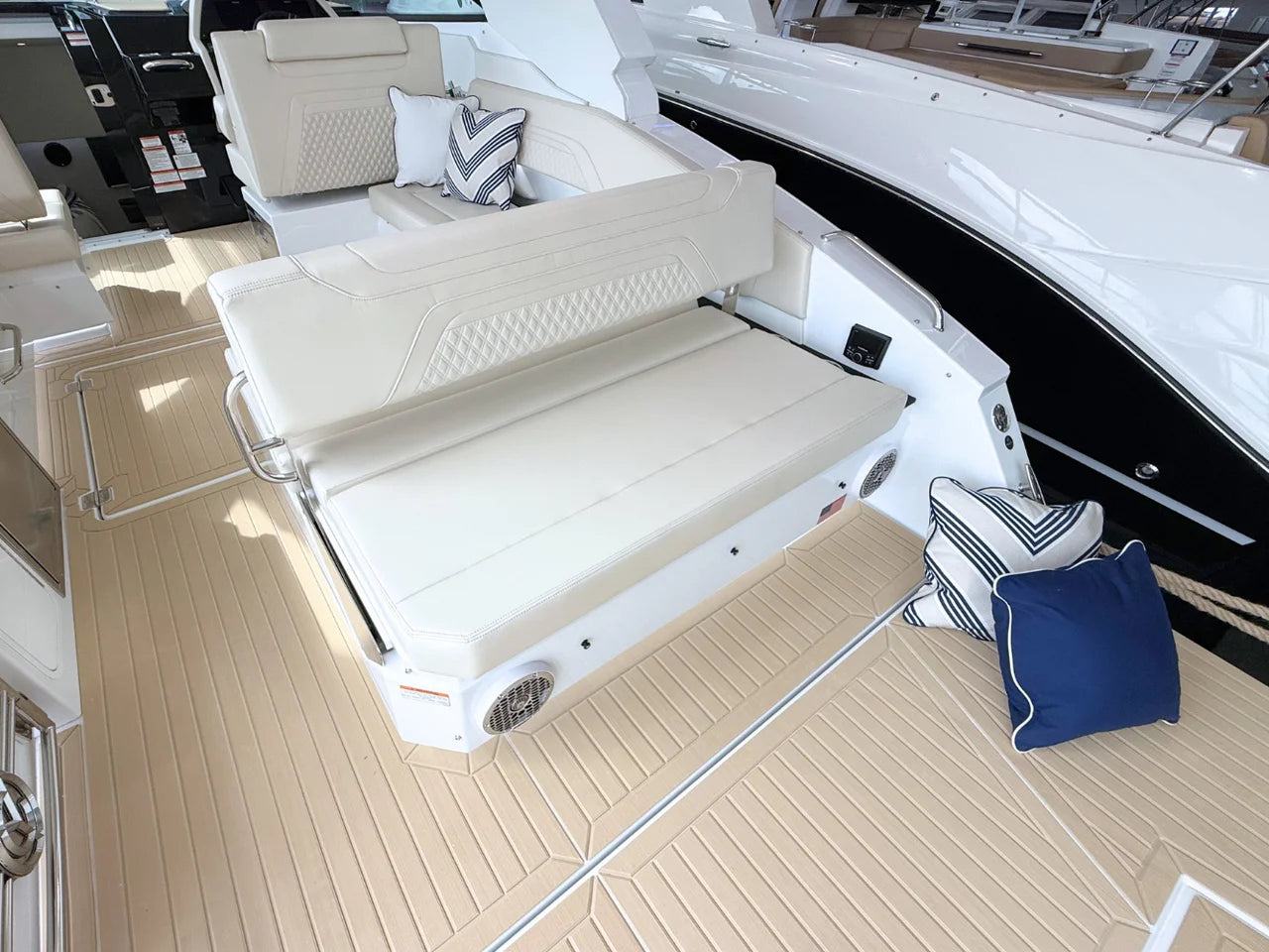 2026 Cruisers Yachts 34 GLS 34.0 feet, Clearwater, Florida #12