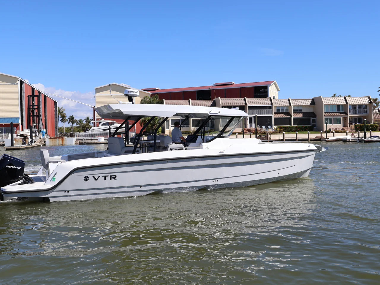 2026 Cruisers Yachts 38 VTR 38.0 feet, Clearwater, Florida #8