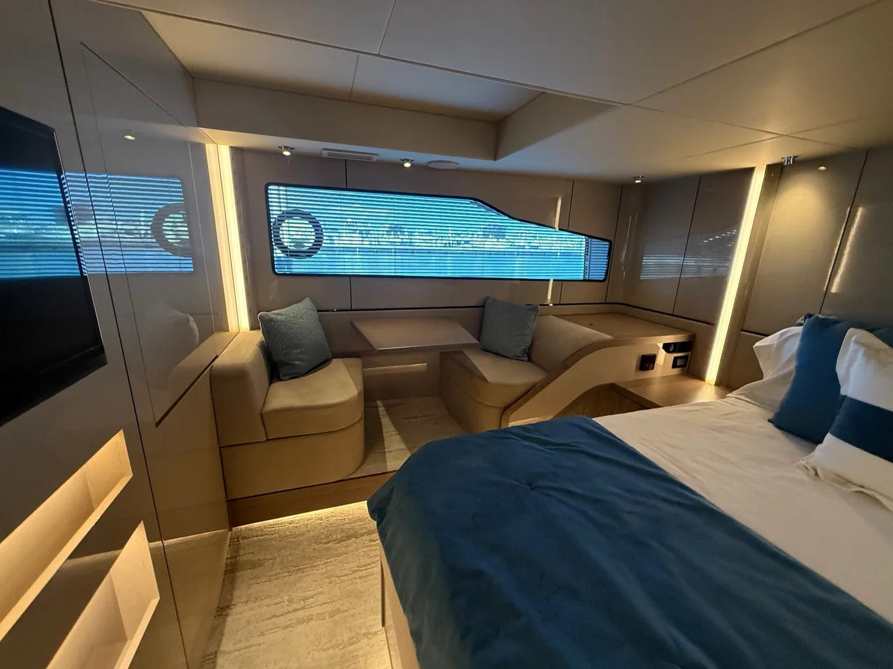2026 Cruisers Yachts 57 FLY 57.0 feet, Clearwater, Florida #15