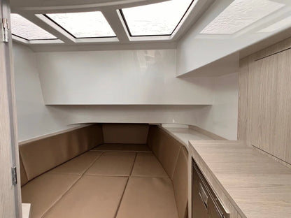 2026 Cruisers Yachts 38 VTR EC 38.0 feet, Clearwater, Florida #24
