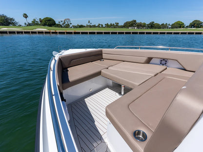 2026 Cruisers Yachts 38 VTR EC 38.0 feet, Clearwater, Florida #26