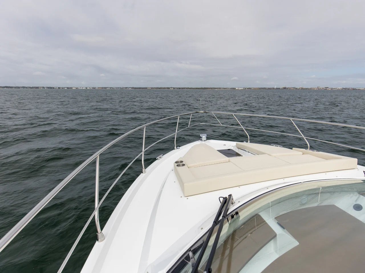 2026 Cruisers Yachts 42 Cantius 42.0 feet, Clearwater, Florida #32