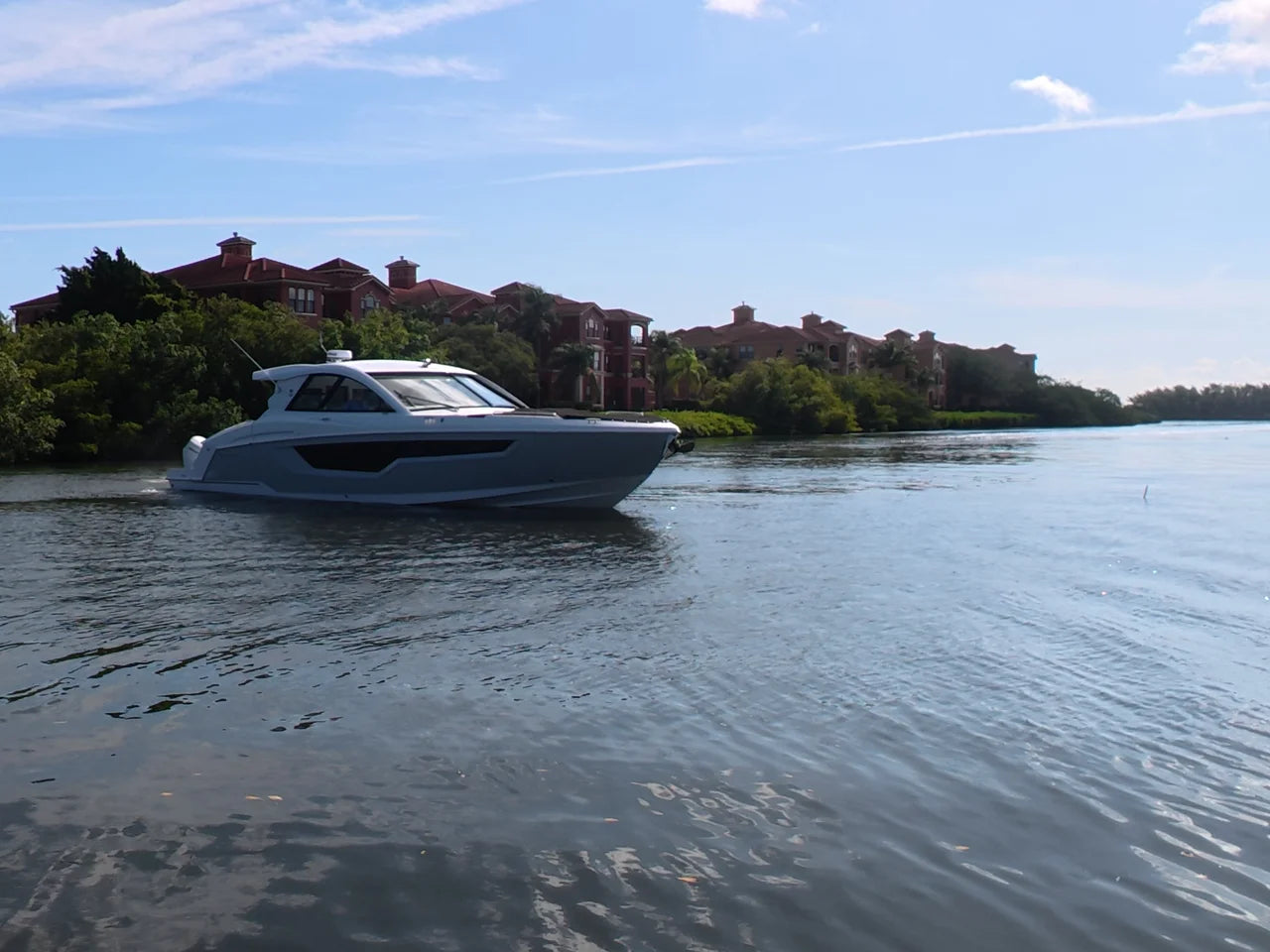 2026 Cruisers Yachts 50GLS OB 50.0 feet, Clearwater, Florida #10