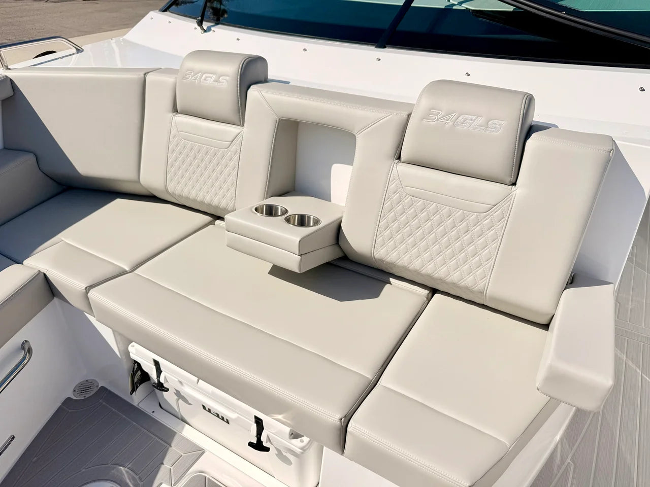 2026 Cruisers Yachts 34 GLS Outboard 34.0 feet, Clearwater, Florida #72