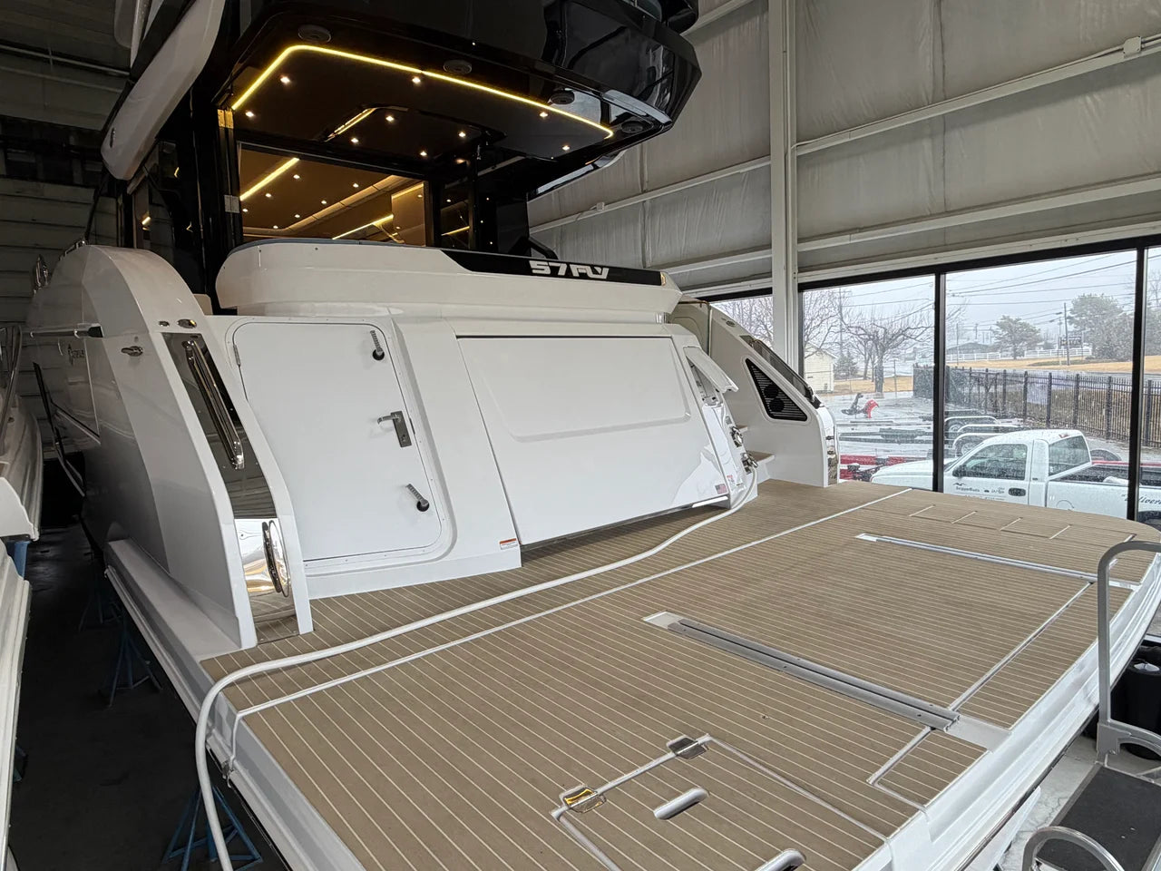 2026 Cruisers Yachts 57 FLY 57.0 feet, Clearwater, Florida #21