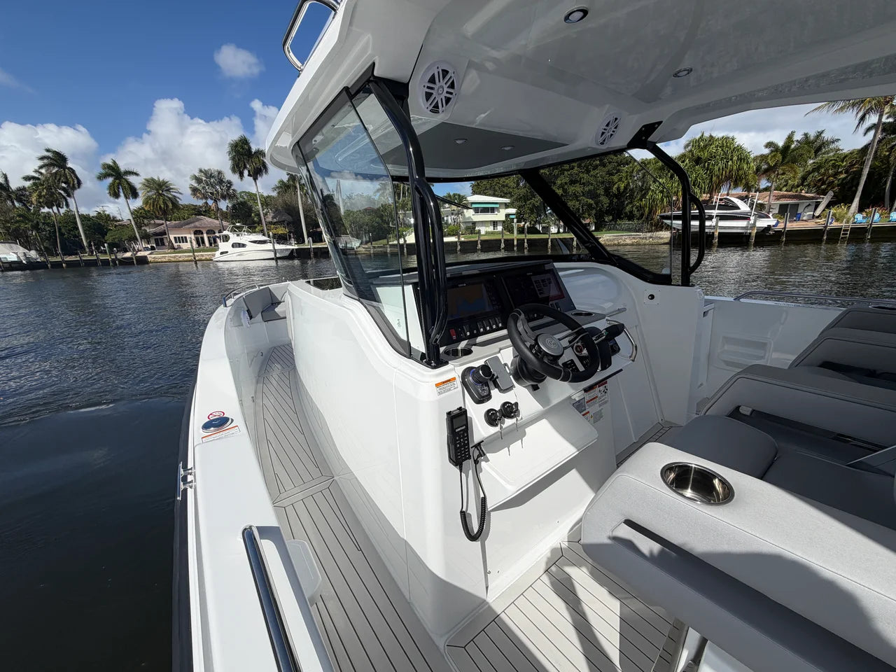 2026 Cruisers Yachts 38 VTR 38.0 feet, Clearwater, Florida #37