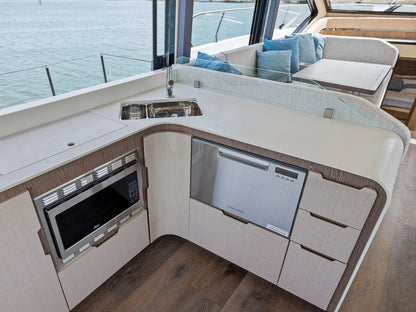 2026 Cruisers Yachts 57 FLY 57.0 feet, Clearwater, Florida #52