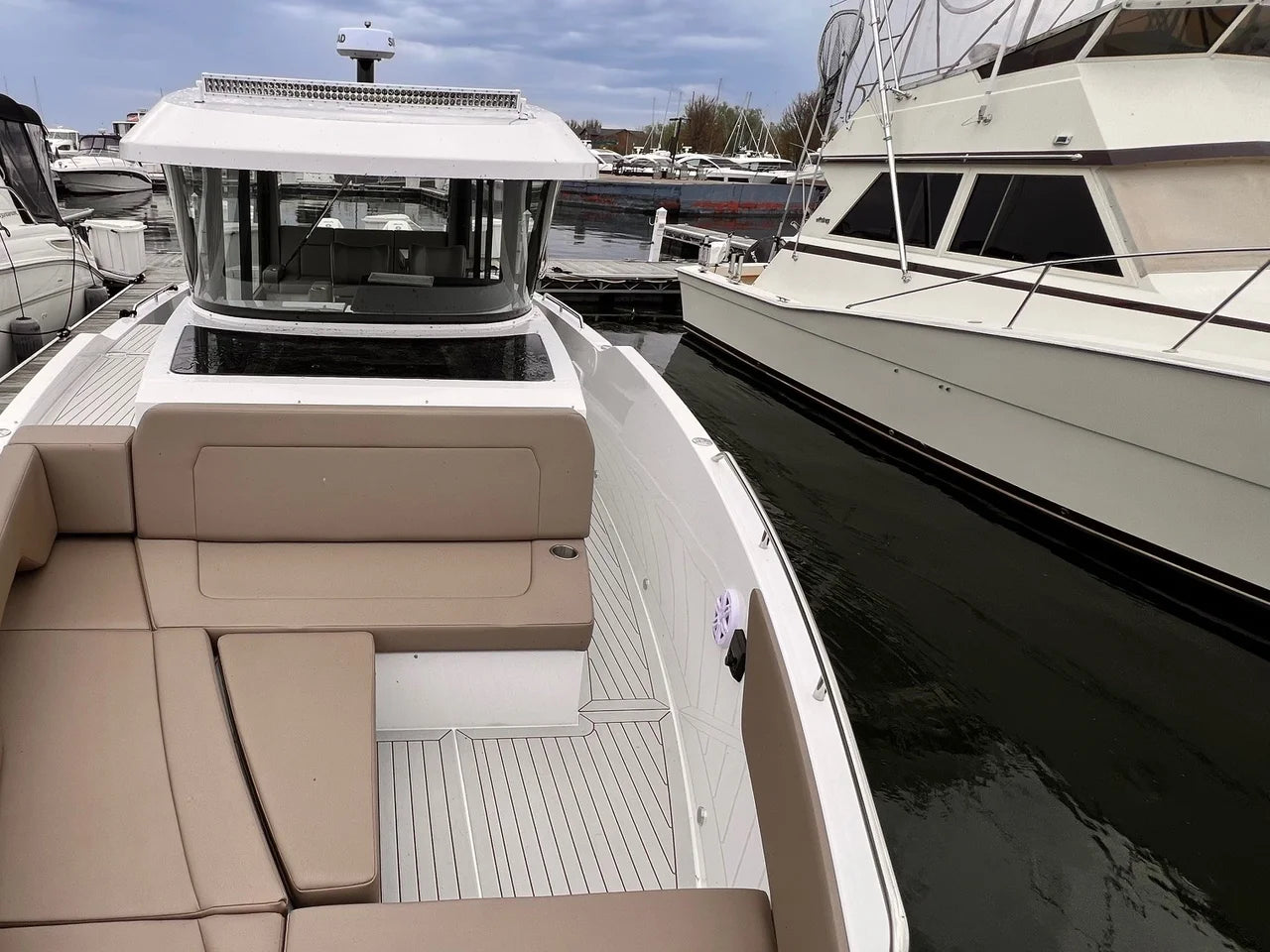 2026 Cruisers Yachts 38 VTR EC 38.0 feet, Clearwater, Florida #31