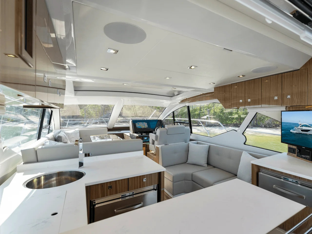 2026 Cruisers Yachts 50 Cantius 50.0 feet, Clearwater, Florida #84