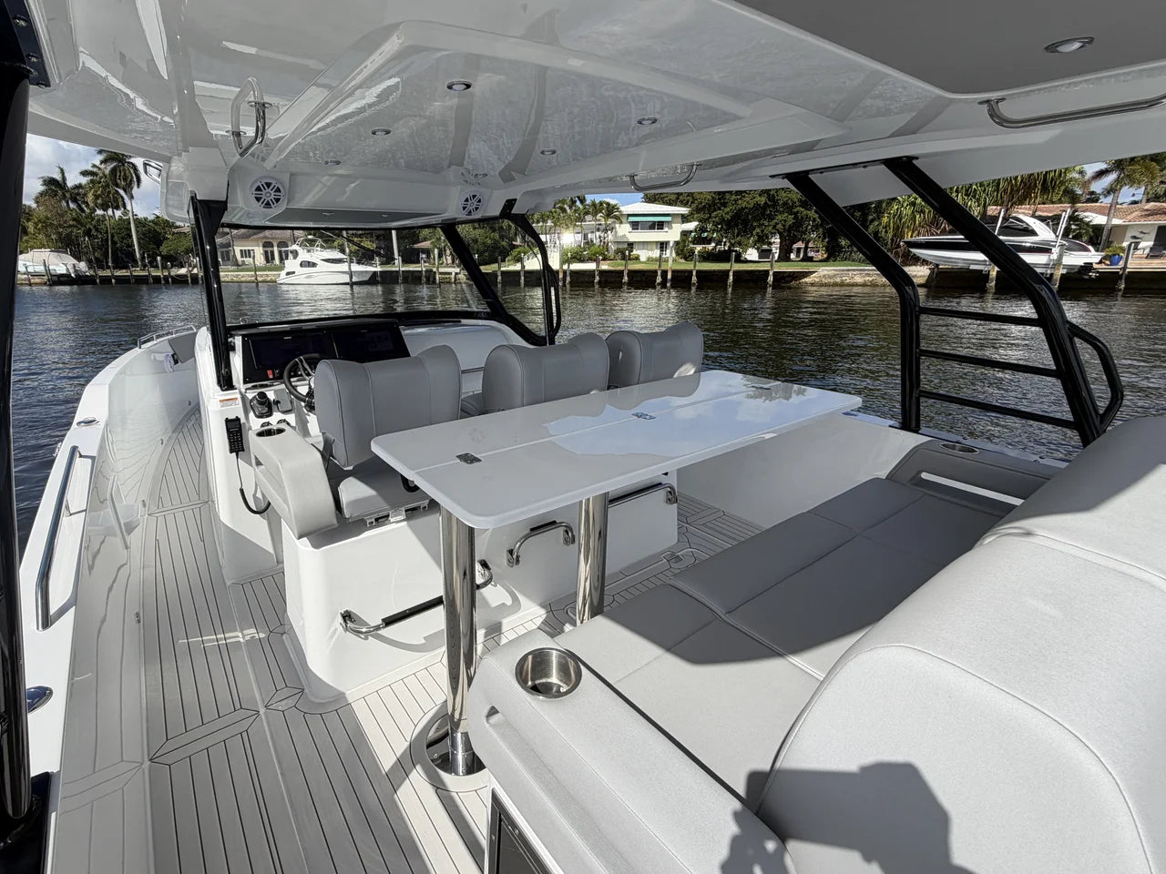 2026 Cruisers Yachts 38 VTR 38.0 feet, Clearwater, Florida #27