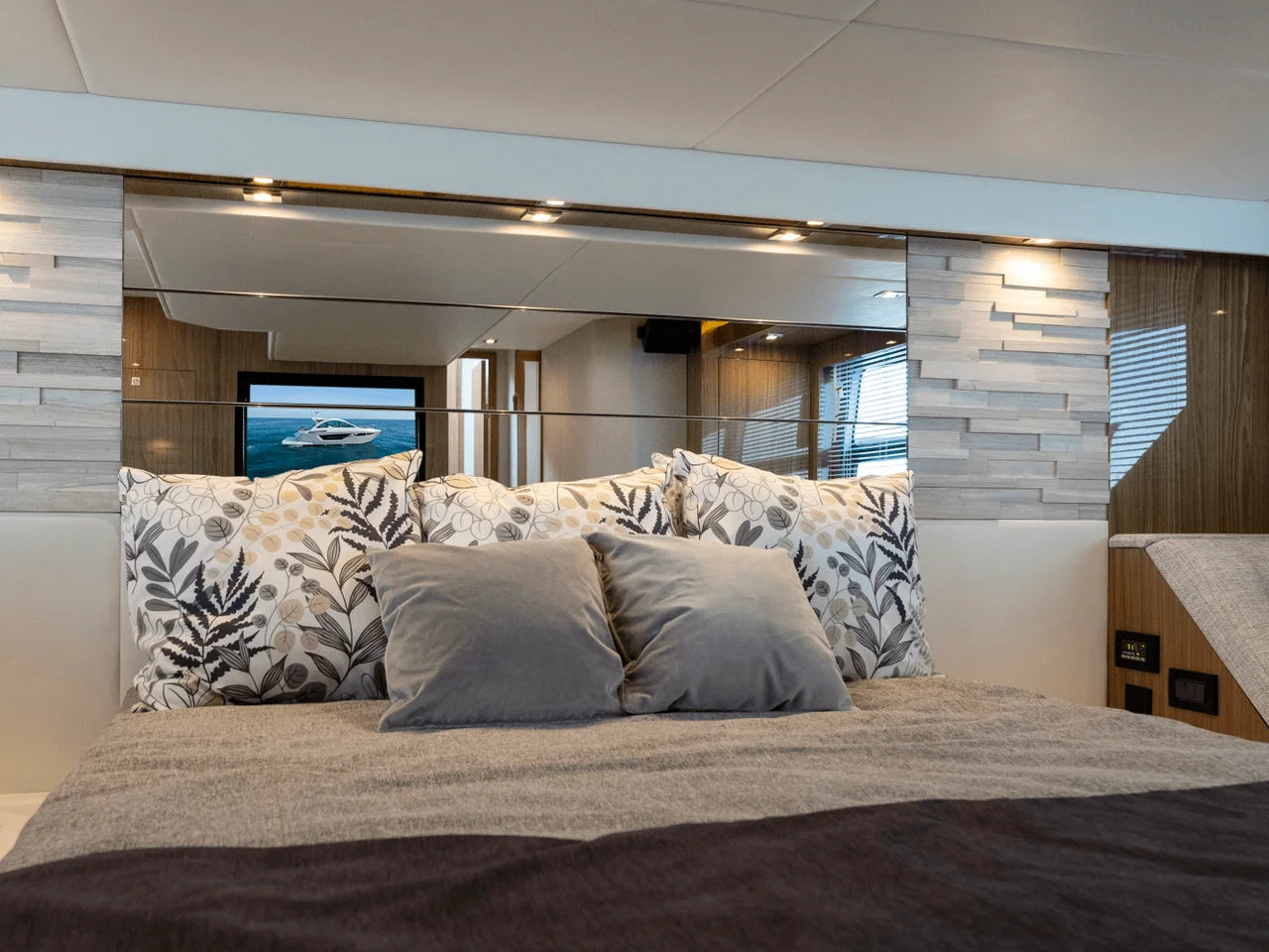 2026 Cruisers Yachts 50 Cantius 50.0 feet, Clearwater, Florida #69