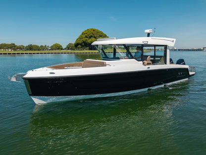 2026 Cruisers Yachts 38 VTR EC 38.0 feet, Clearwater, Florida #9