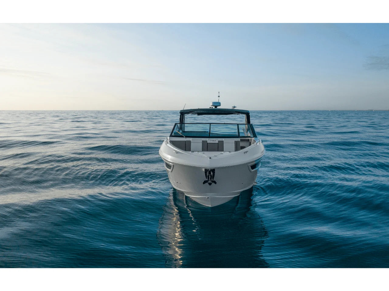 2027 Cruisers Yachts 38GLS-OB 38.0 feet, Clearwater, Florida #5
