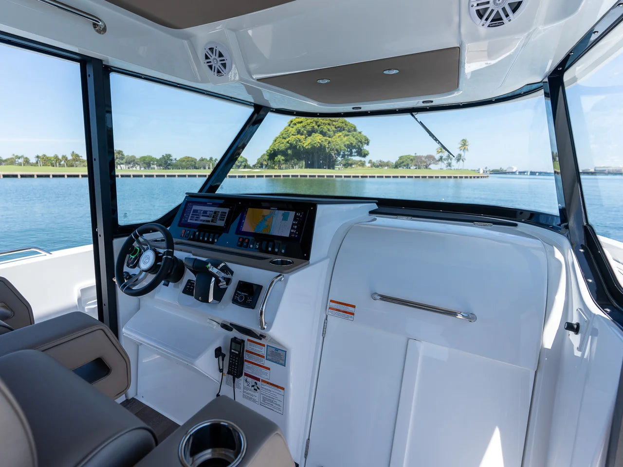 2026 Cruisers Yachts 38 VTR EC 38.0 feet, Clearwater, Florida #15