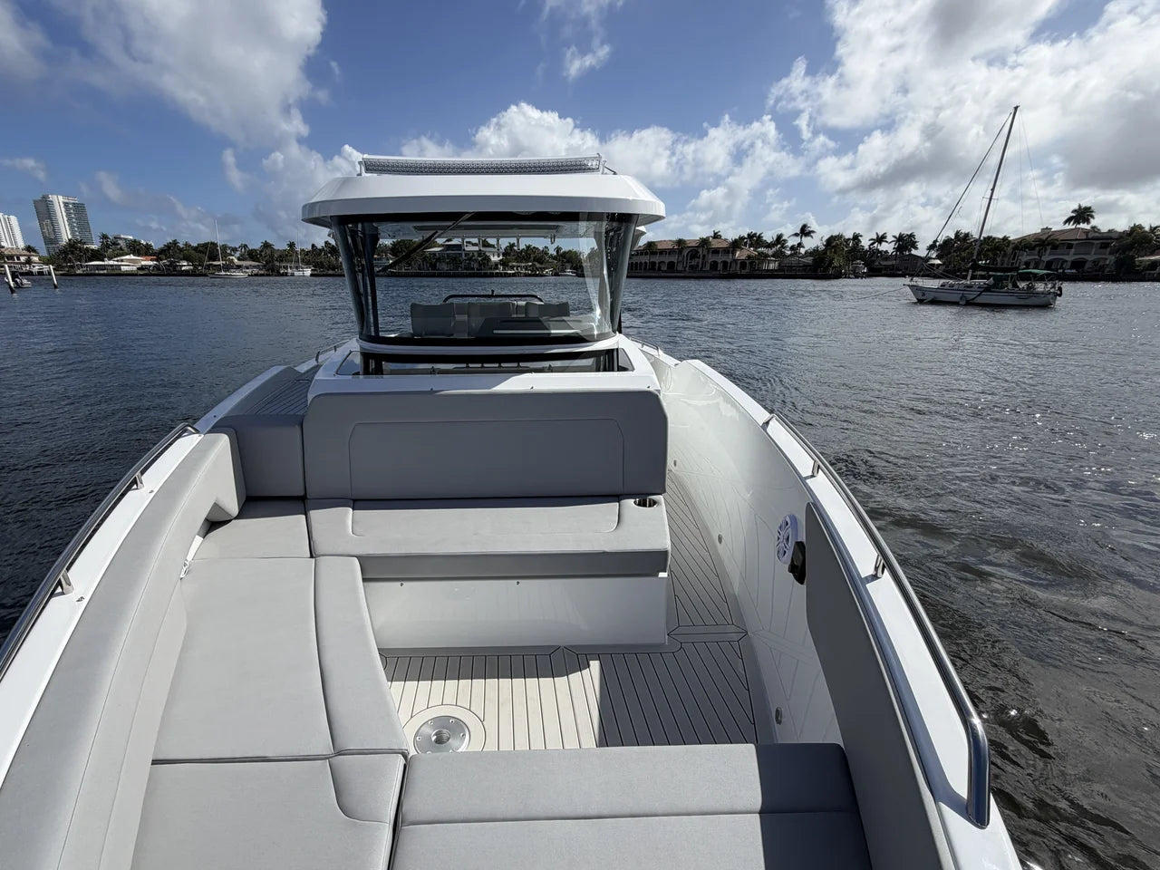 2026 Cruisers Yachts 38 VTR 38.0 feet, Clearwater, Florida #40