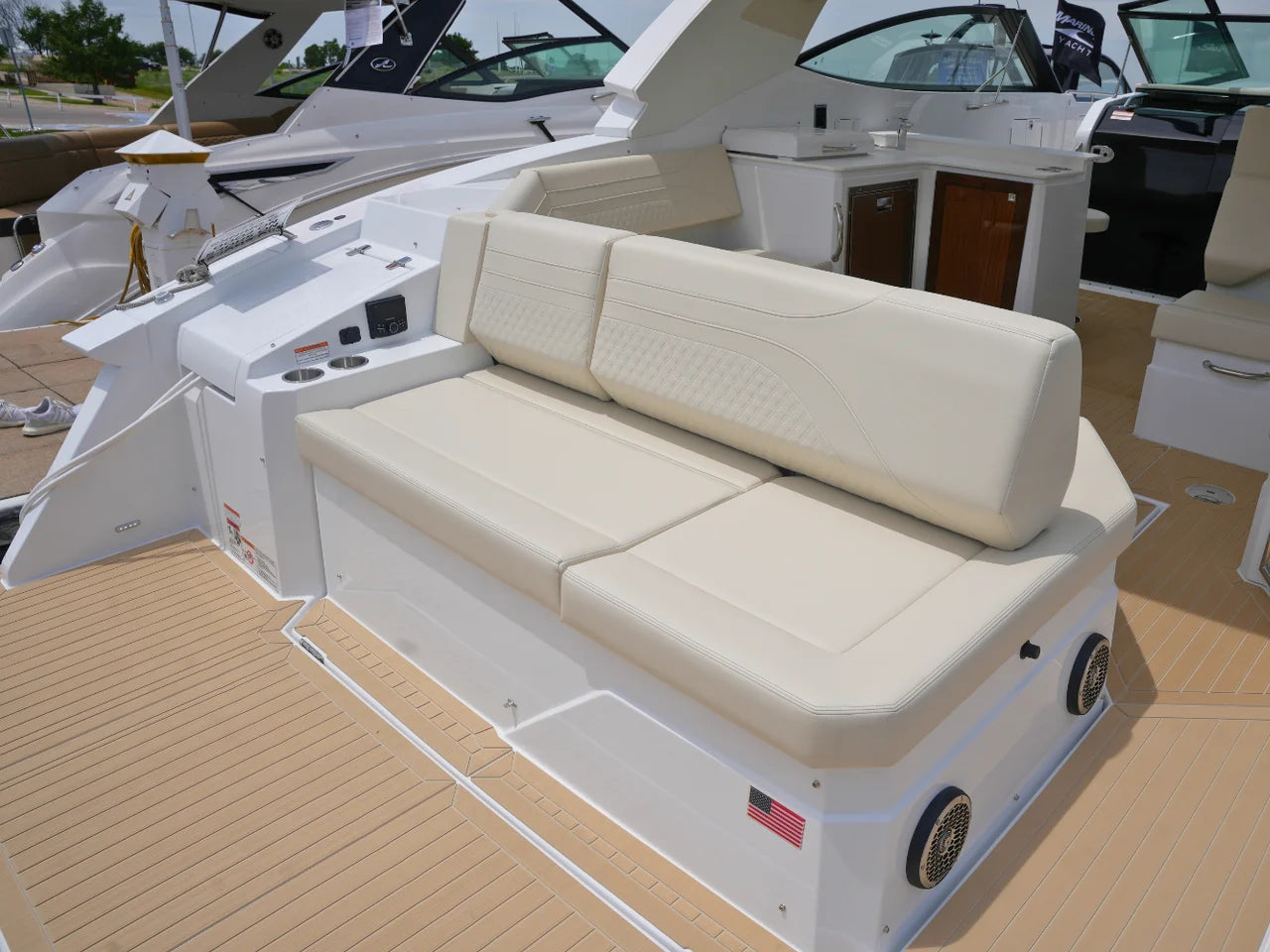 2026 Cruisers Yachts 38 GLS 38.0 feet, Clearwater, Florida #16