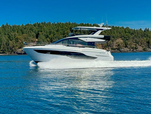 2027 Cruisers Yachts 50 FLY 50.0 feet, Clearwater, Florida #1