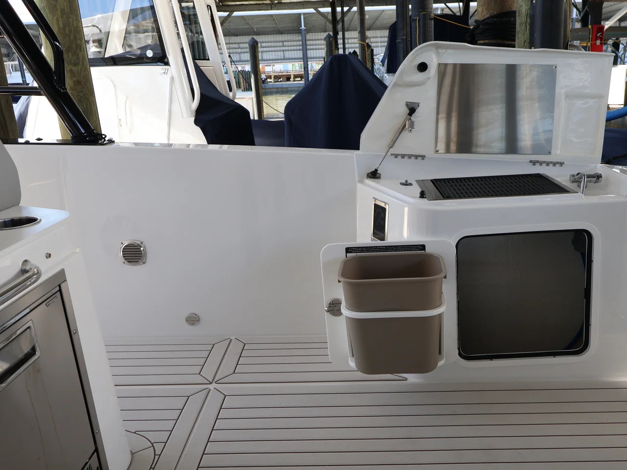 2026 Cruisers Yachts 38 VTR 38.0 feet, Clearwater, Florida #18