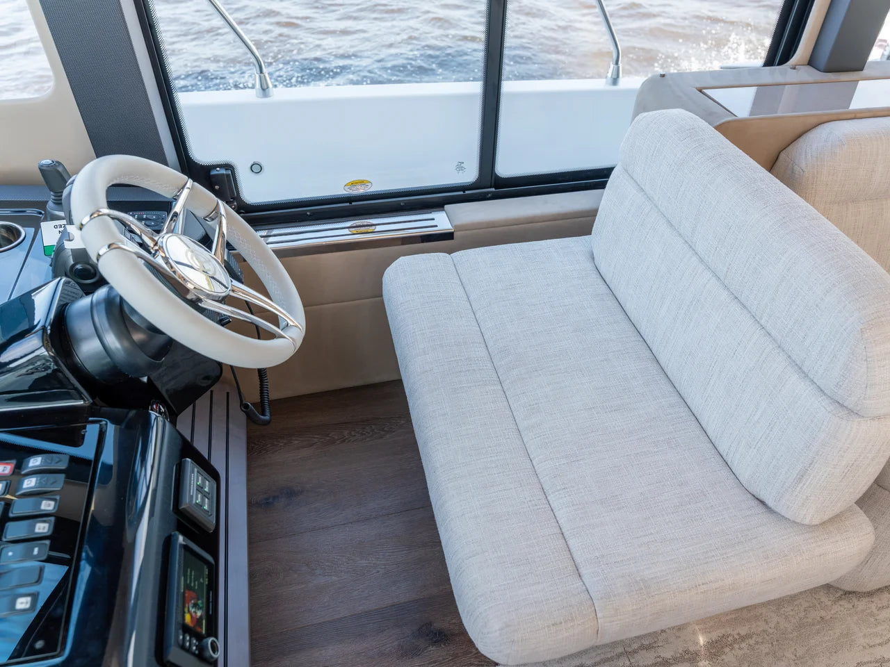 2026 Cruisers Yachts 50 FLY 50.0 feet, Clearwater, Florida #41