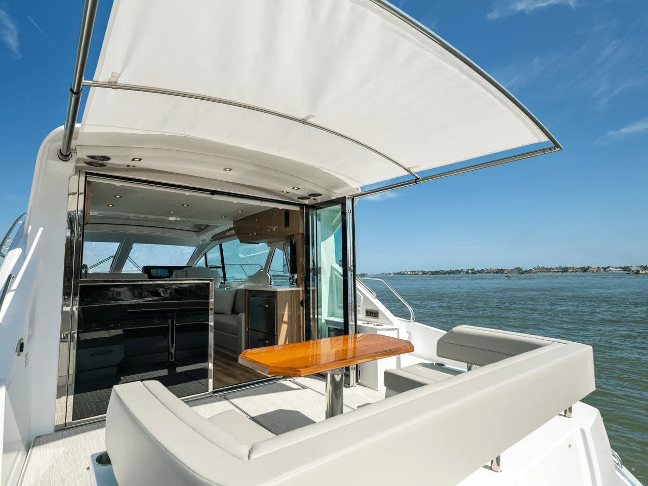 2026 Cruisers Yachts 50 Cantius 50.0 feet, Clearwater, Florida #82