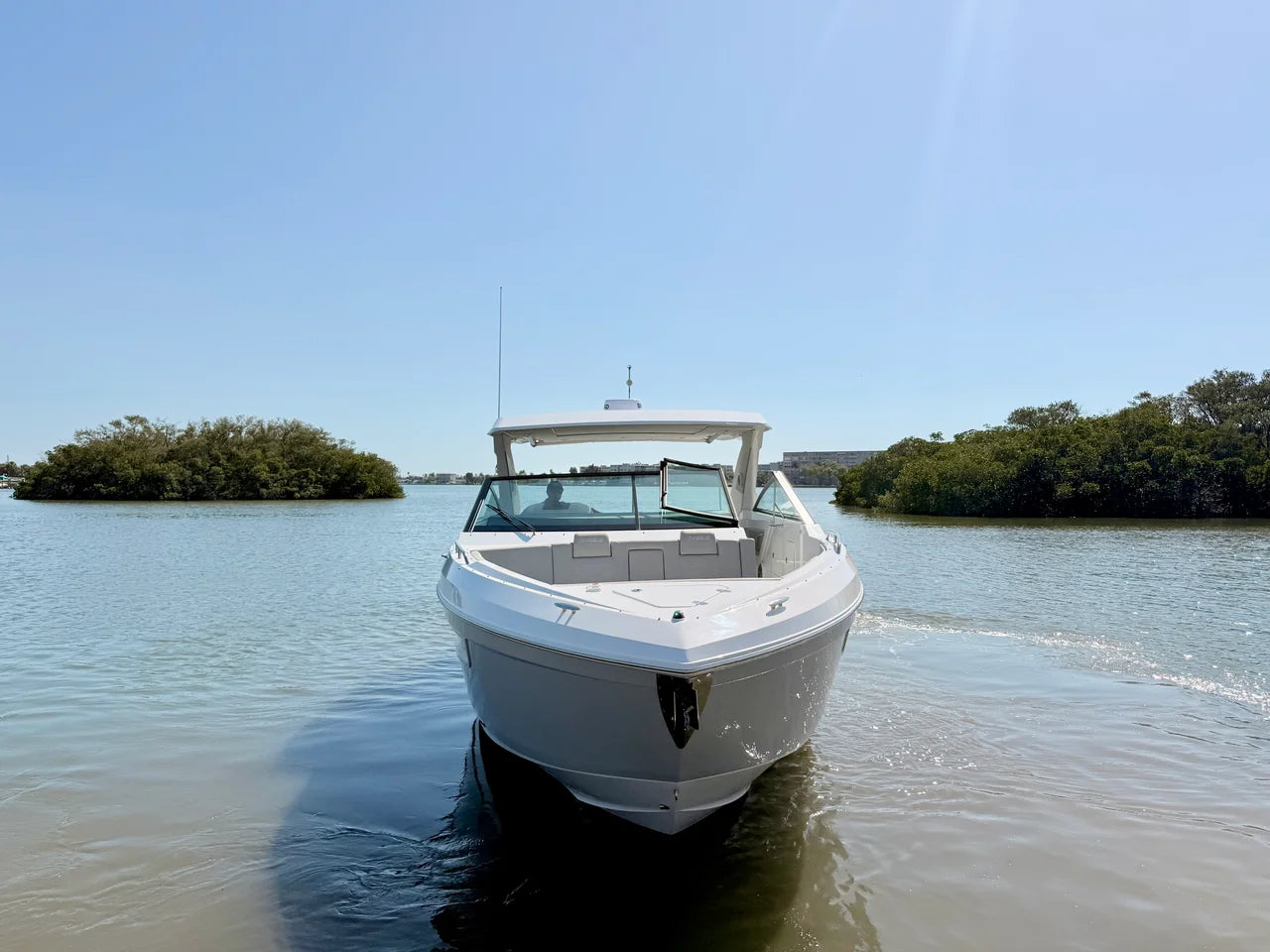 2026 Cruisers Yachts 34 GLS Outboard 34.0 feet, Clearwater, Florida #29