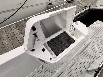 2026 Cruisers Yachts 38 VTR EC 38.0 feet, Clearwater, Florida #9