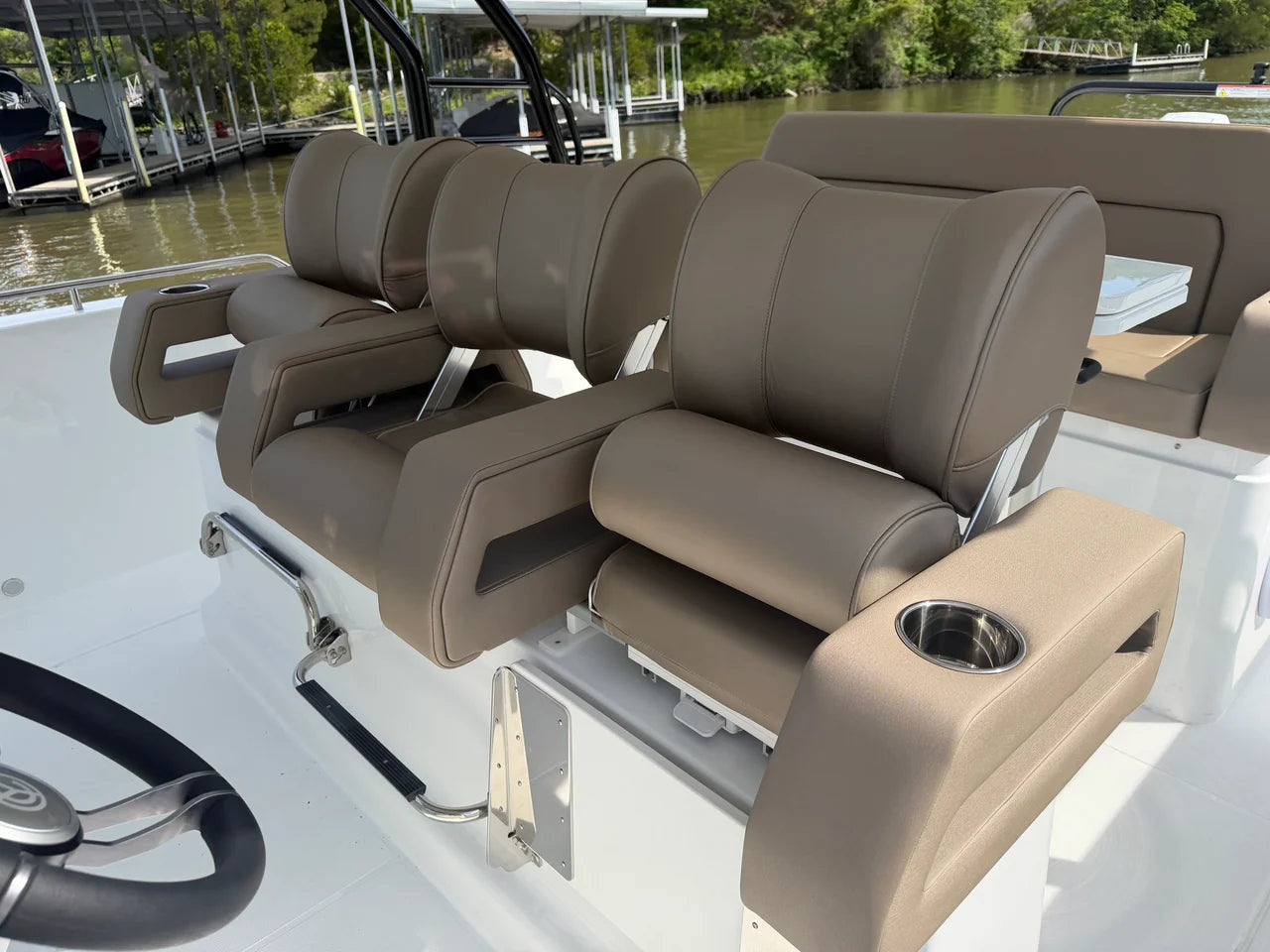 2026 Cruisers Yachts 38 VTR 38.0 feet, Clearwater, Florida #22