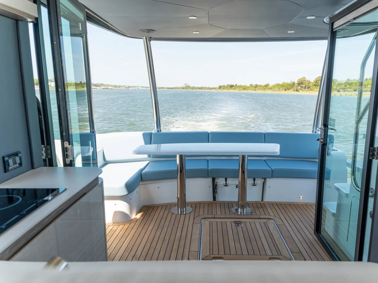 2026 Cruisers Yachts 50 FLY 50.0 feet, Clearwater, Florida #33