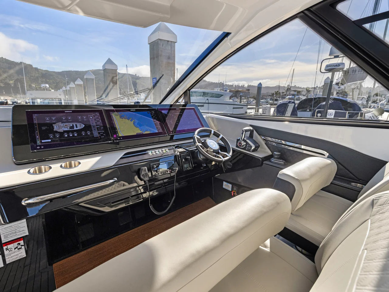 2026 Cruisers Yachts 50GLS OB 50.0 feet, Clearwater, Florida #25