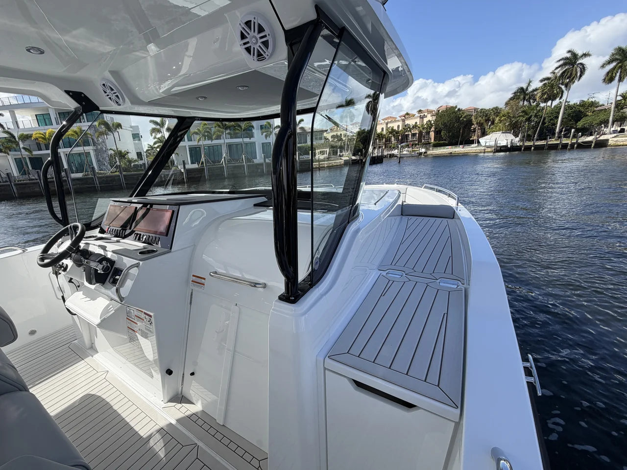 2026 Cruisers Yachts 38 VTR 38.0 feet, Clearwater, Florida #32
