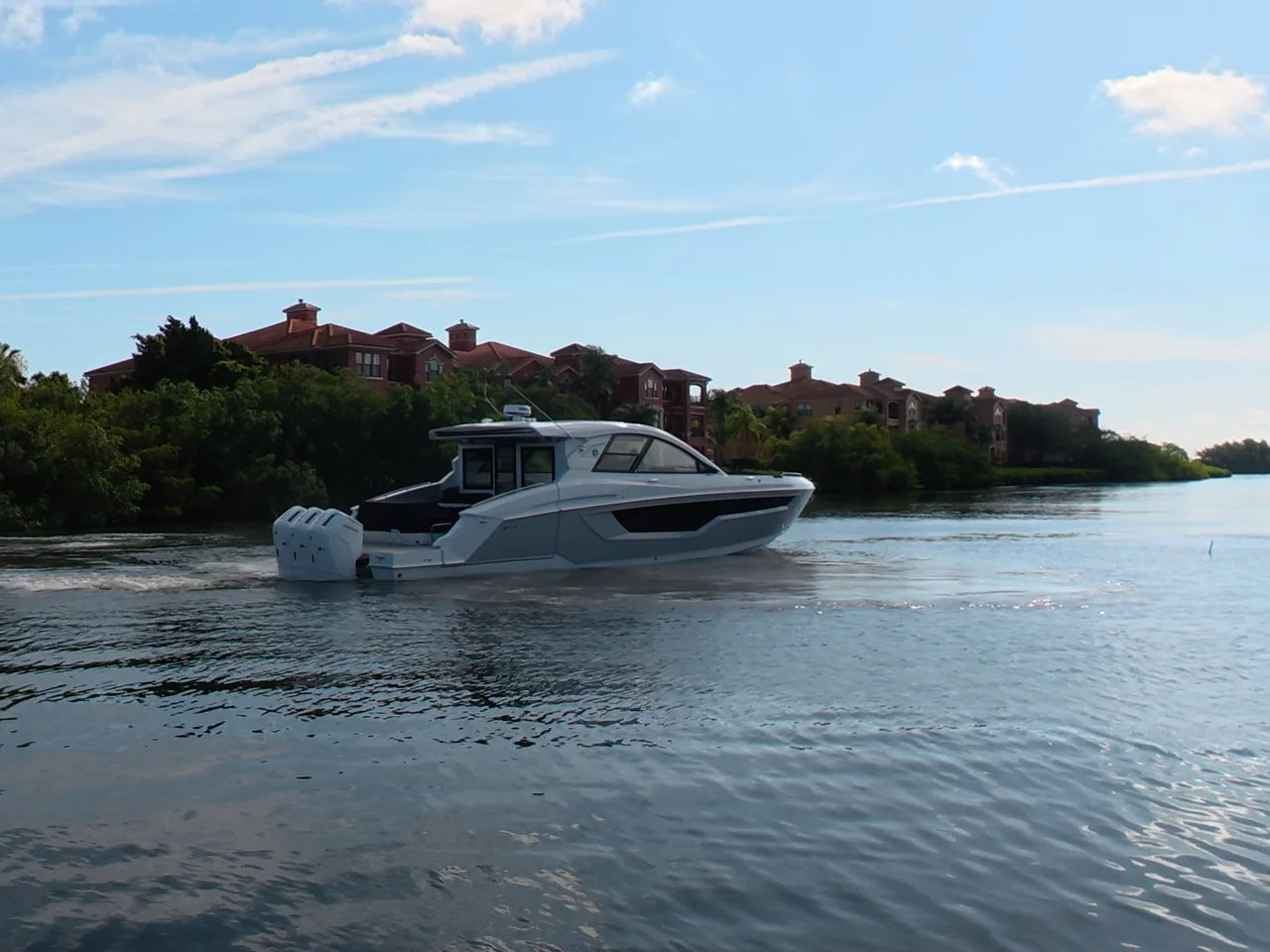 2026 Cruisers Yachts 50GLS OB 50.0 feet, Clearwater, Florida #14