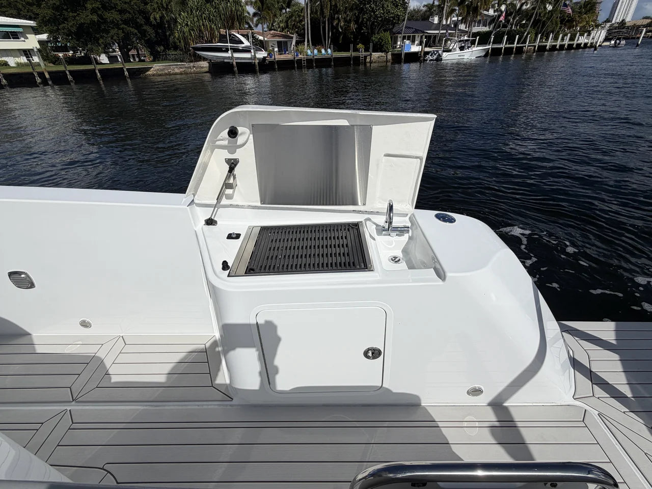 2026 Cruisers Yachts 38 VTR 38.0 feet, Clearwater, Florida #20