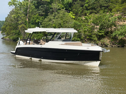 2026 Cruisers Yachts 38 VTR 38.0 feet, Clearwater, Florida #7
