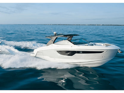 2027 Cruisers Yachts 38GLS-OB 38.0 feet, Clearwater, Florida #2