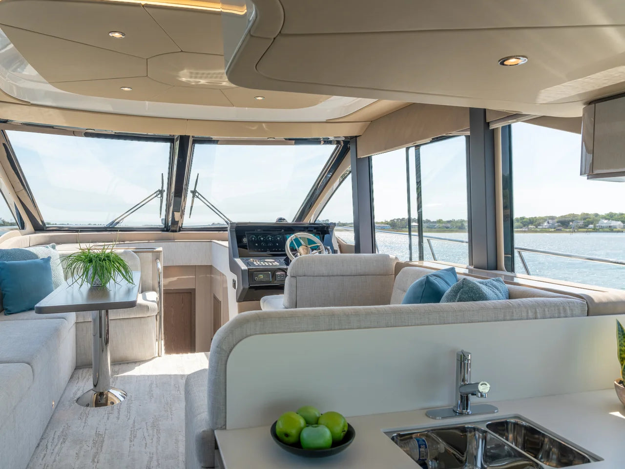 2026 Cruisers Yachts 50 FLY 50.0 feet, Clearwater, Florida #20
