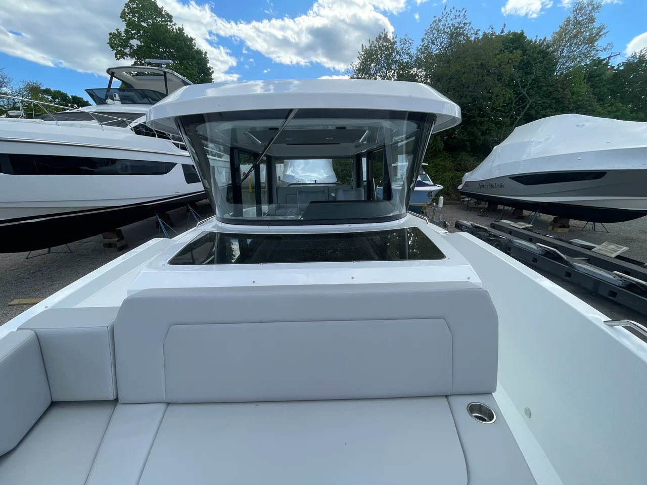 2026 Cruisers Yachts 38 VTR EC 38.0 feet, Clearwater, Florida #24