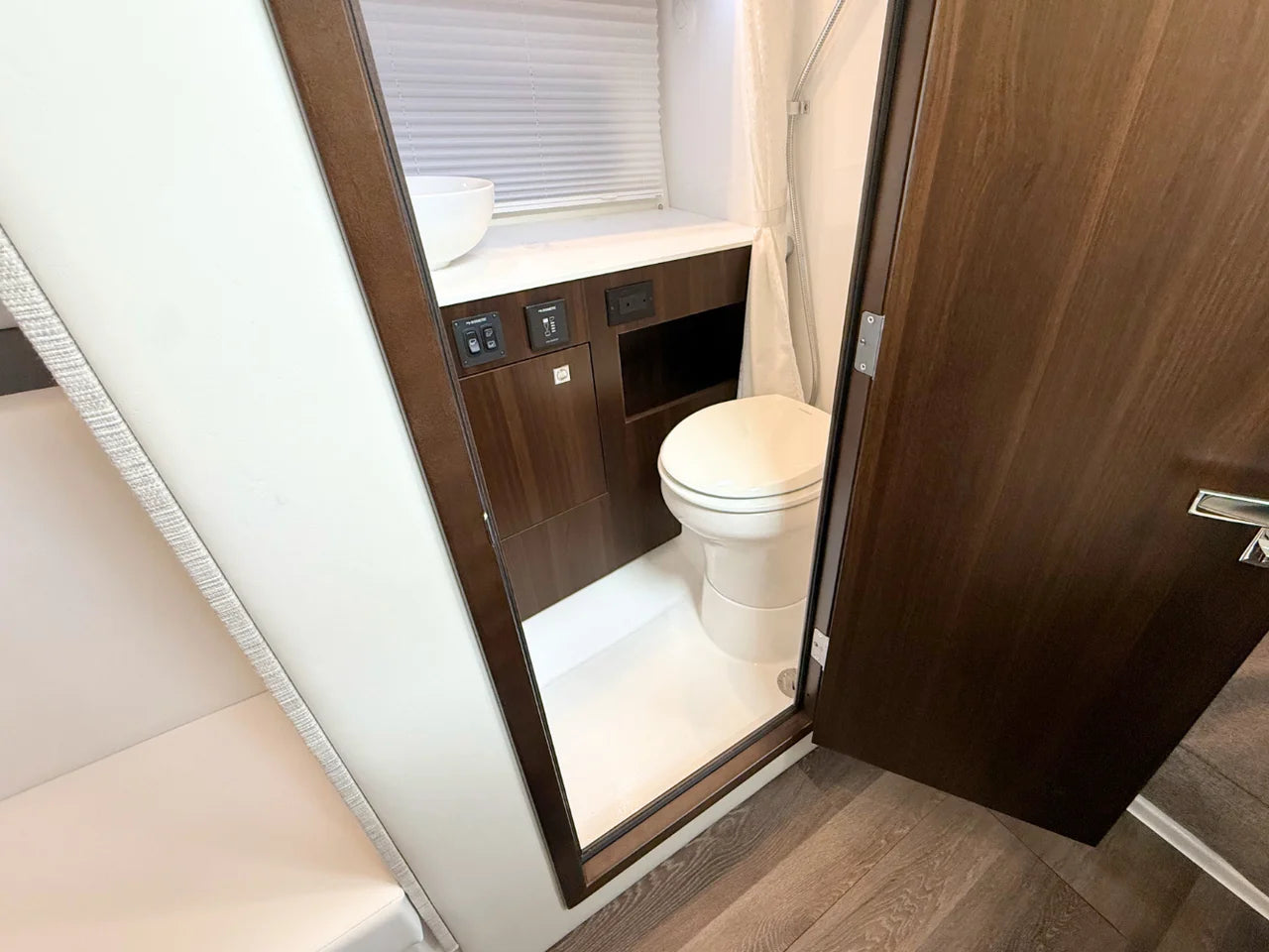 2026 Cruisers Yachts 34 GLS 34.0 feet, Clearwater, Florida #56