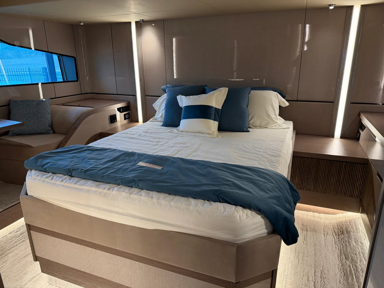 2026 Cruisers Yachts 57 FLY 57.0 feet, Clearwater, Florida #69