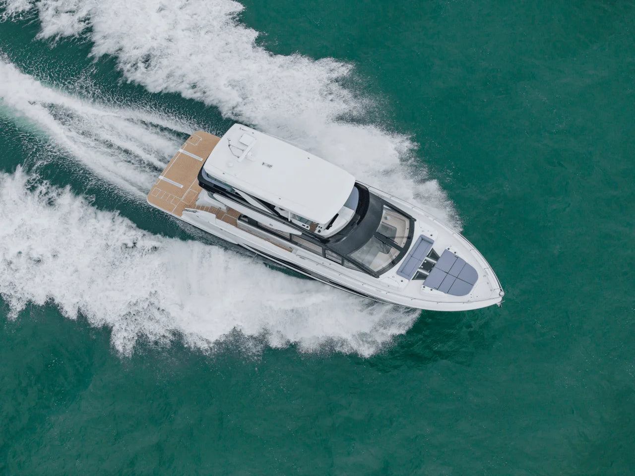 2027 Cruisers Yachts 57 FLY 57.0 feet, Clearwater, Florida #6