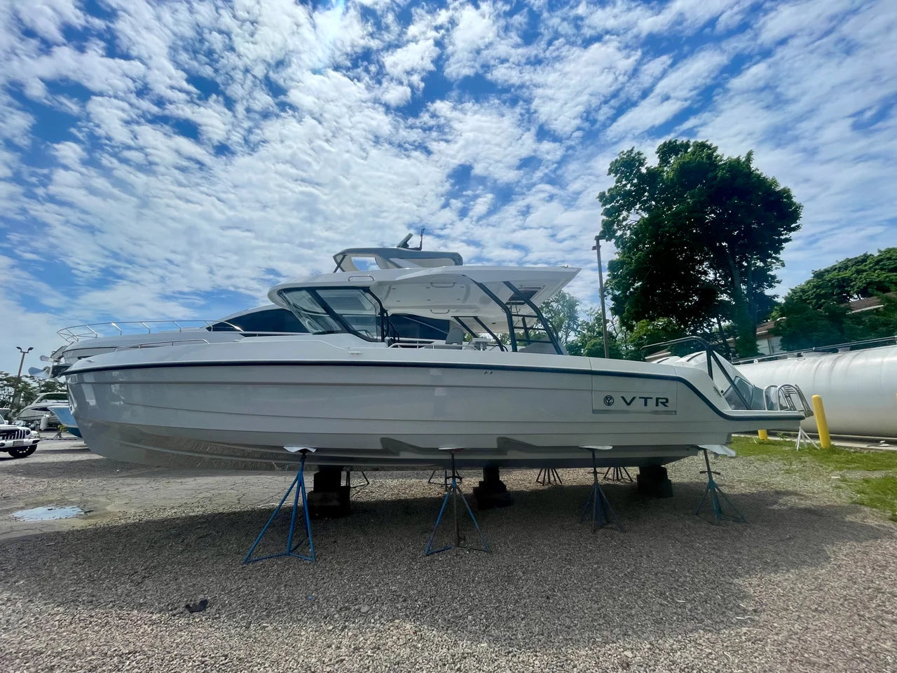 2026 Cruisers Yachts 38 VTR 38.0 feet, Clearwater, Florida #1