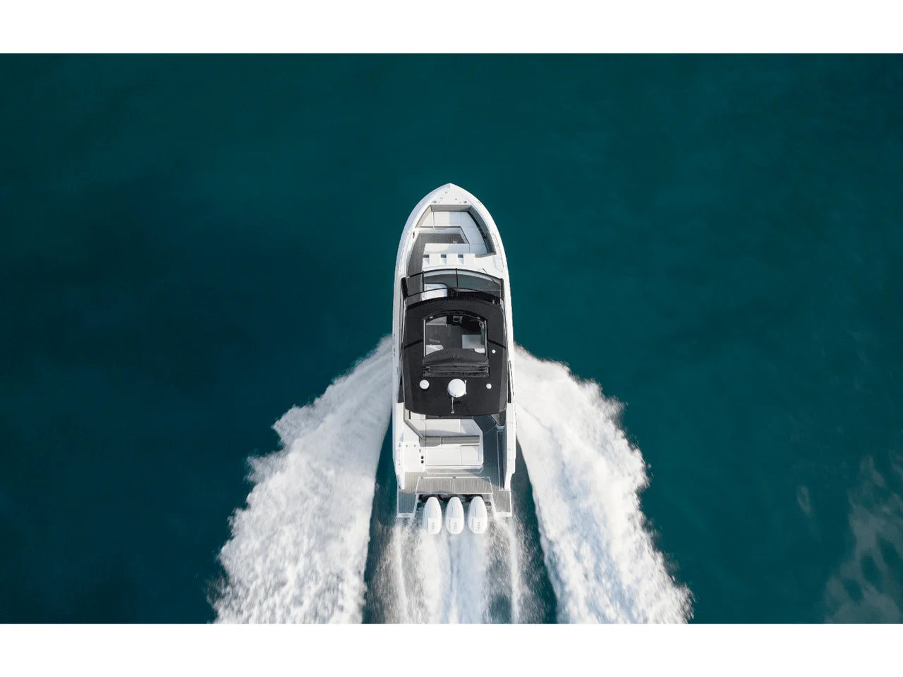 2027 Cruisers Yachts 38GLS-OB 38.0 feet, Clearwater, Florida #22