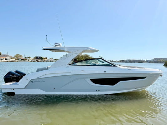 2026 Cruisers Yachts 34 GLS Outboard 34.0 feet, Clearwater, Florida #1