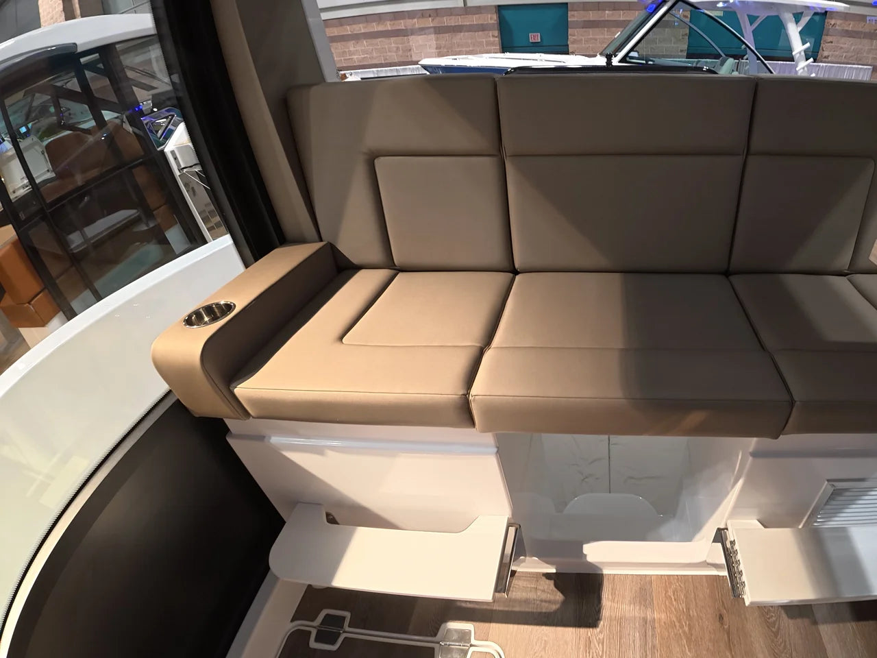 2026 Cruisers Yachts 38 VTR EC 38.0 feet, Clearwater, Florida #18